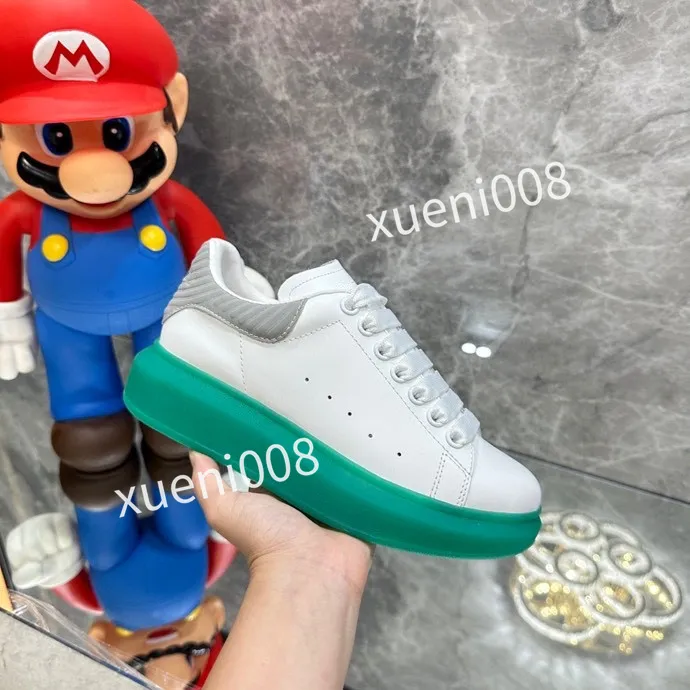 2023Top New Fashion Designer Casual Shoes Calfskin Shoe Mens Technical Knit Platform Sneakers Blue Grey Designers Sneaker Knits Runner Fashion Trainers