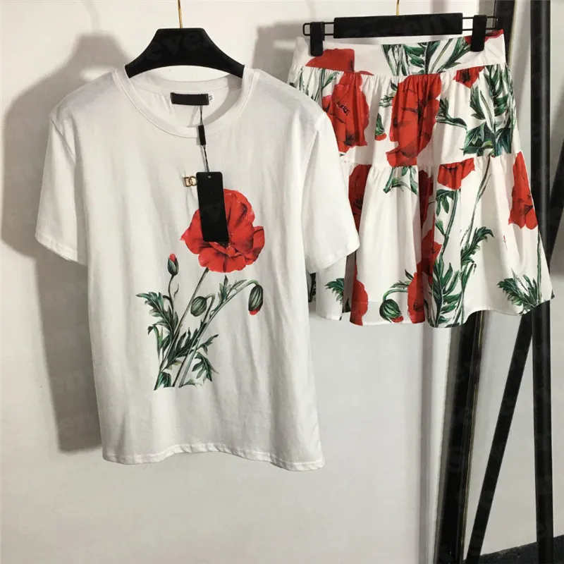 Flower Printed Cotton T Shirt Pleated Dress Sets For Women Designer Style Pullover Tees Ladies Sexy Short Skirts Clothing