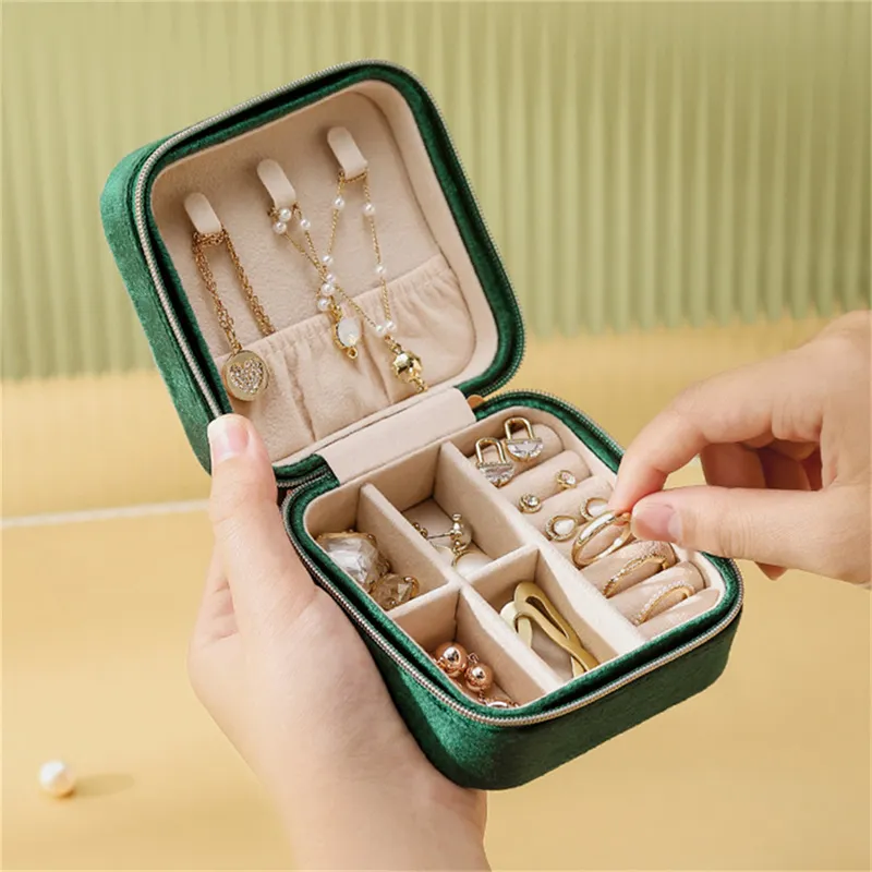 Velvet Travel Jewelry Box Small Jewelry Organizer Portable Display Jewellery Storage Case for Rings Earrings Necklace Bracelet