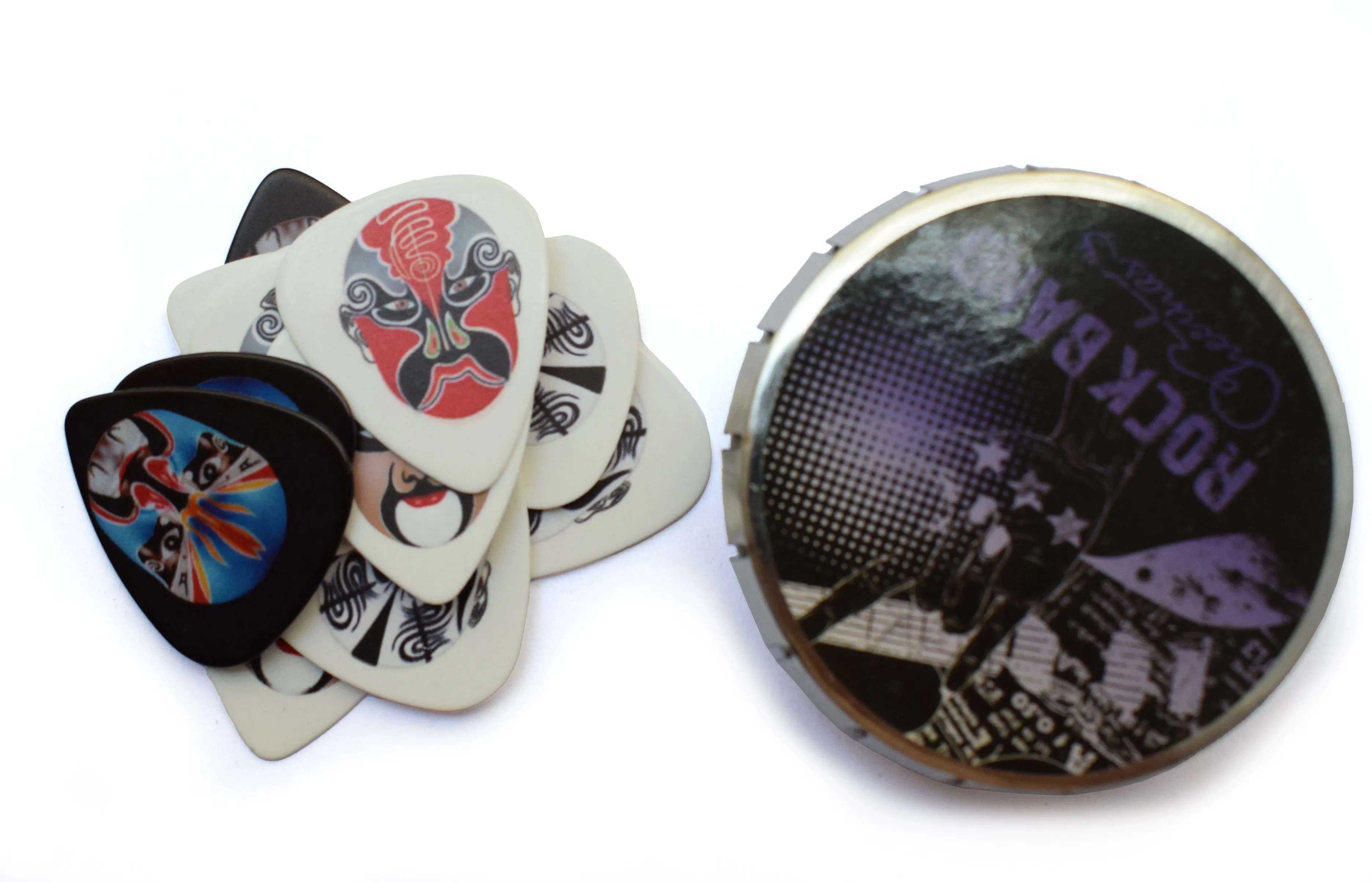 DHgate.com:12pcs 0.71mm New Popular Beijing Opera Masks Rock Band ...