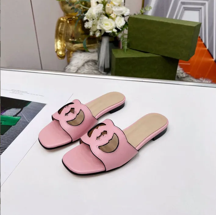 Kvinnor som är låsta G Slide Cut-Out Sandals Designer Läder tofflor Pump Hälen Sexig Flat Sandal Ladies Fashion Cut Out Slides Storlek 35-44