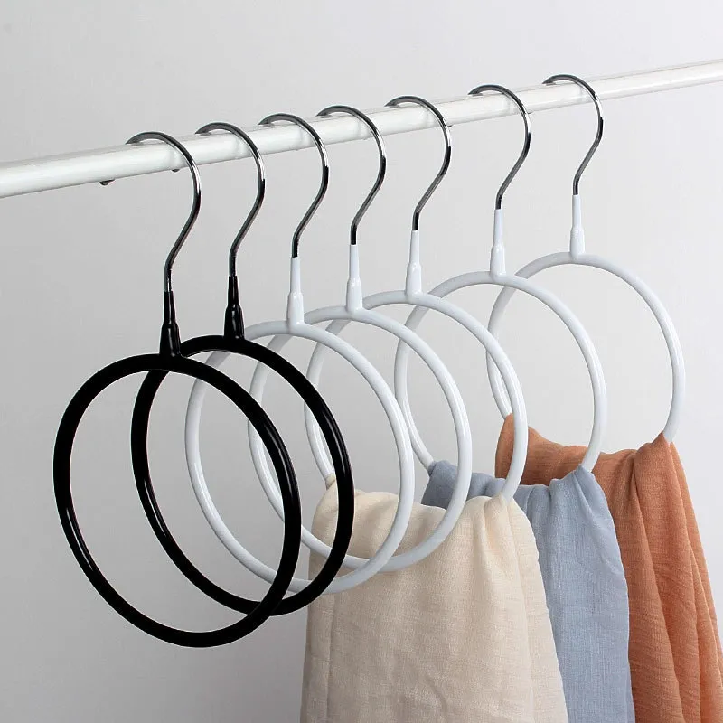 Gancho de rack de armazenamento gancho de seda de seda metal Organizador redondo Organizador Toroidal Circular Corrente Tanche Roupa Towel Shelf Solter