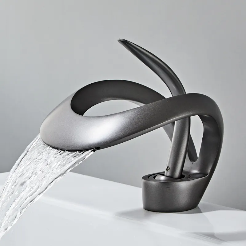 Gri altın siyah beyaz banyo havzası musluklar sanat kolu soğuk sıcak su mikseri vinç musluk güverte mout yaratıcı şelale tapware