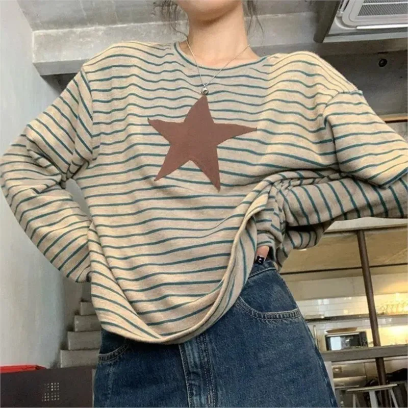 T-shirt Femme 2023 Automne Rayé Patchwork Brodé Étoile Motif Vintage Manches Longues Femmes Crop Top Coréen INS Harajuku Y2K T-shirt Lâche 230321