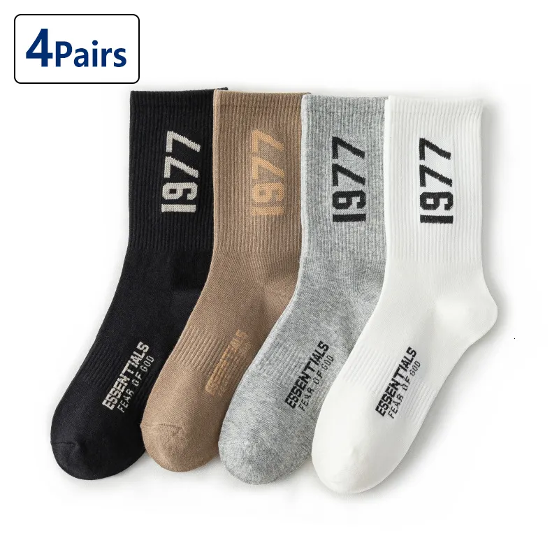 Chaussettes pour hommes chaussettes hommes femmes printemps et automne Hiphop Fashion Personnalité Années de skate de skate de sport Sock 230322