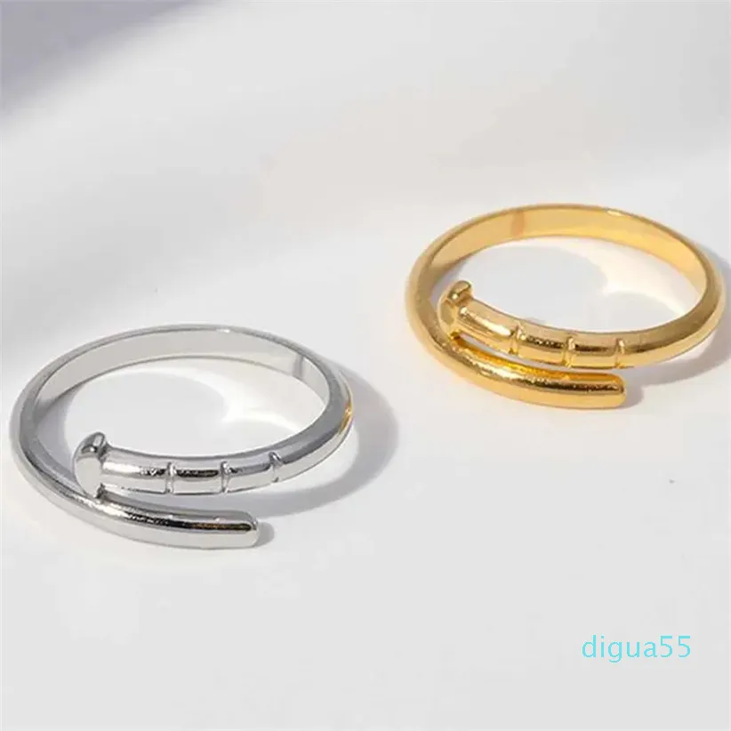 Bague de créateur bijoux bagues Midi pour femmes alliage d'acier titane processus plaqué or mode