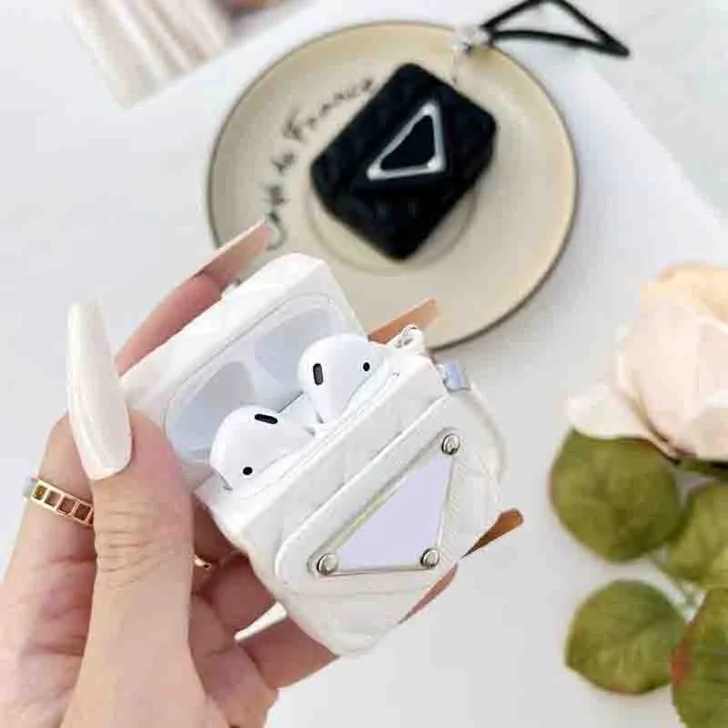 Street Fashion Accessori auricolari Custodia Triangolo custodie Airpods Nuovo designer Airpods 1 2 3 Pro Custodia protettiva in pelle carina 2303221F