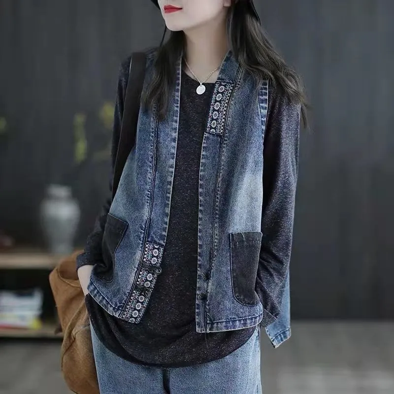 Damesvesten dames Koreaanse jas retro denim vest short plus size losse mode Chinese stijl geborduurde lente en zomer dun vest 230322