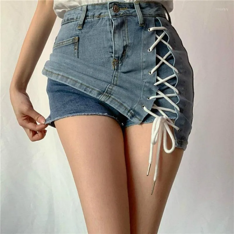 Shorts femininos 2023 Verão Criss-Cross Bandagem Hip Denim Skirt Mulheres coreanas Moda Sexy High Caist All Match Jeans Short