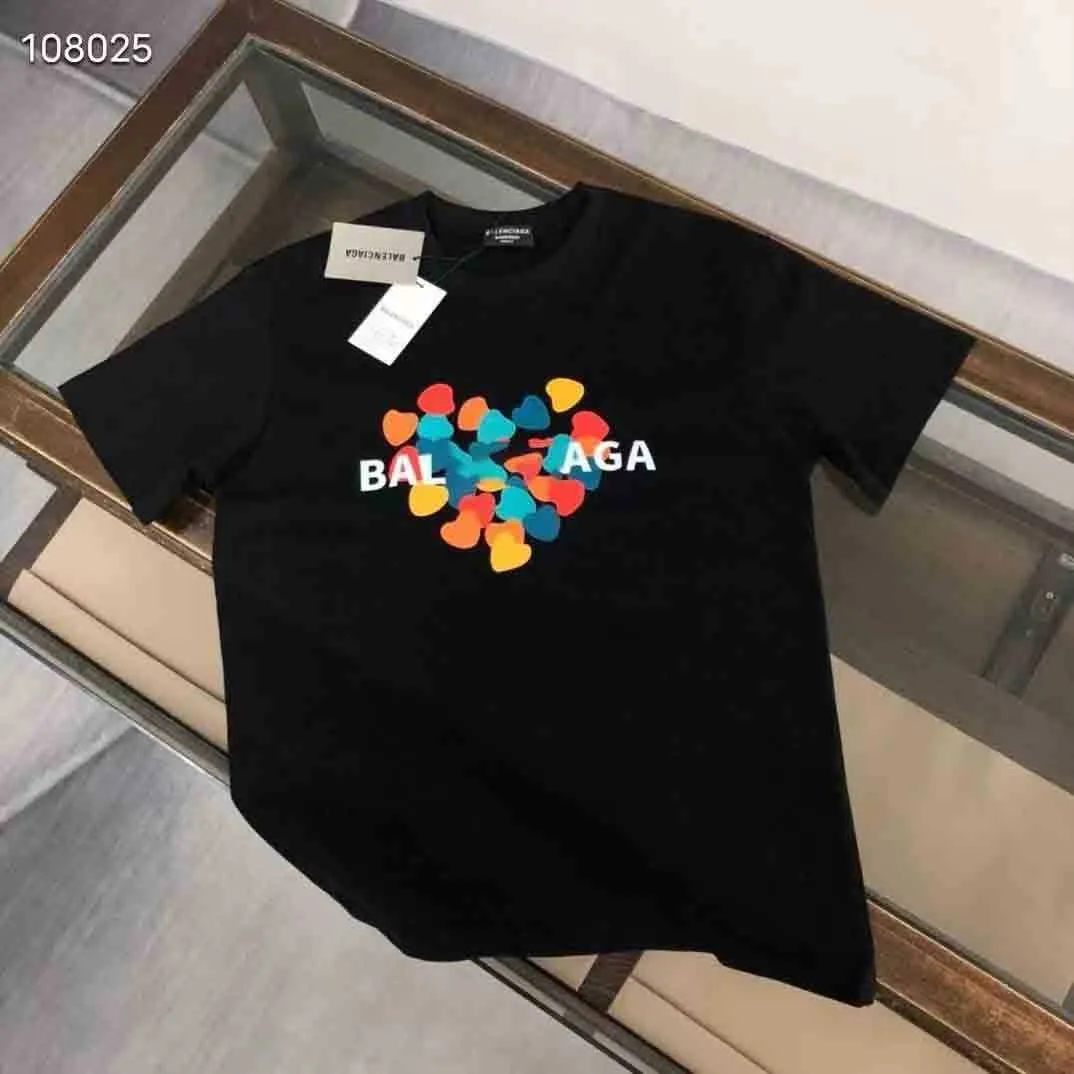 Designer Balencigas Femmes T-shirt Graffiti Nouveau Style Modèles Broderie Avec Lettres T-shirts À Manches Courtes Casual Qualité Vêtements Amis