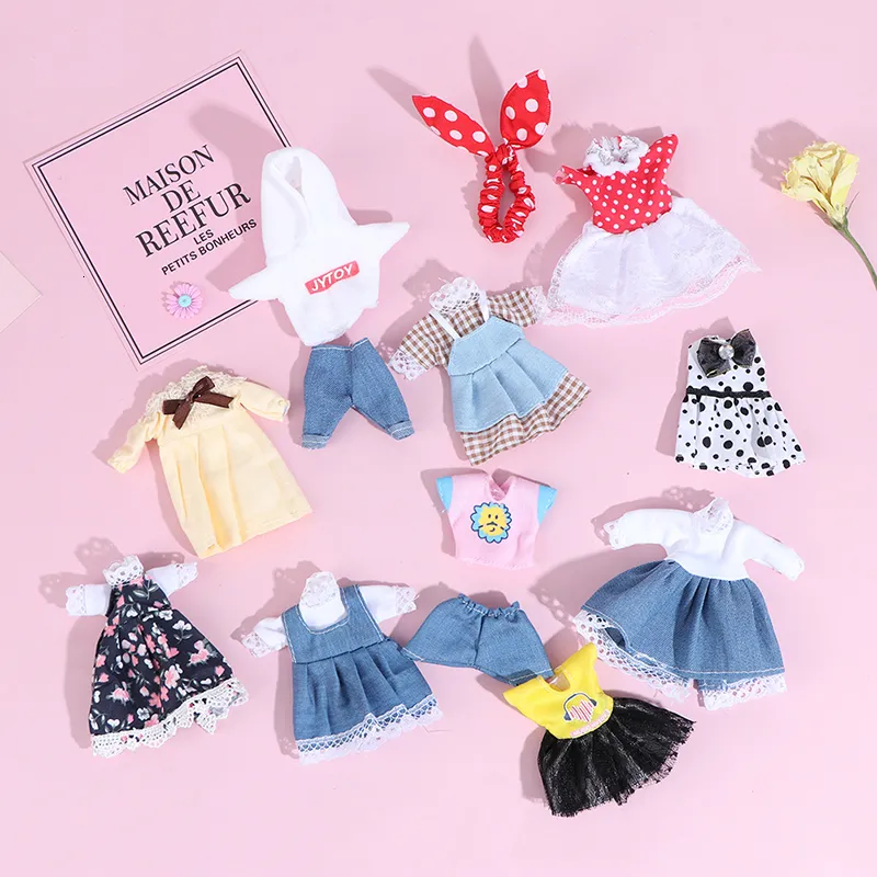 1:8 Dollhouse High-end Dress Up Can Dress Up Fashion Doll Clothes Skirt Suit Best Gifts for Children DIY Girls Toys 16cm Hot