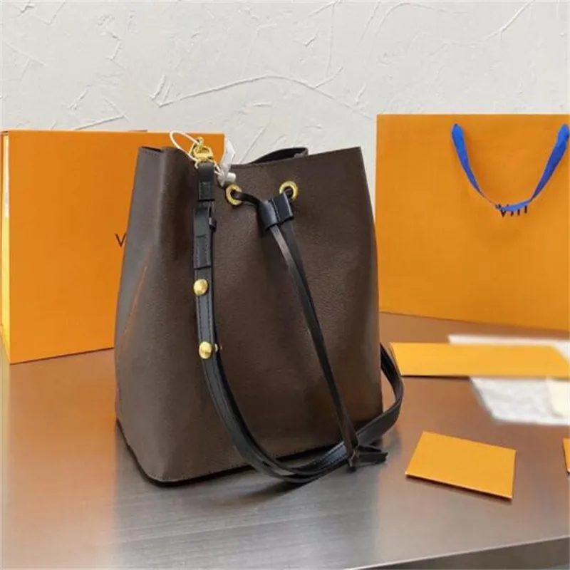 Mochila para mujer Bolsos de bolso clásicos Bolso bandolera de lujo Flor vieja Bolso de cubo con cordón Bolsos de hombro vintage Monedero con letras 230812