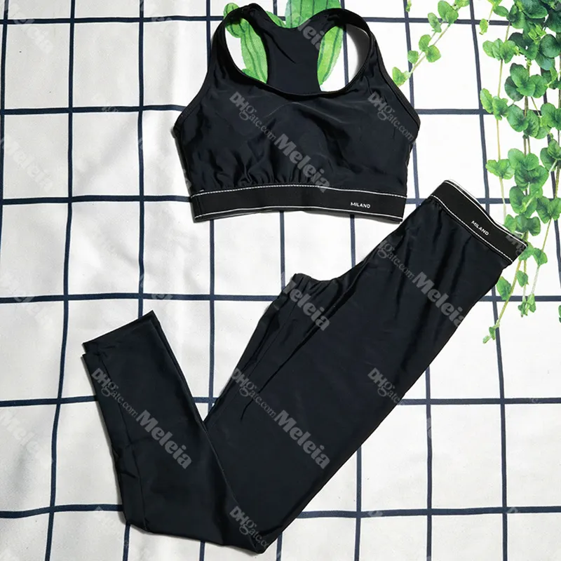 Tute da donna sexy Reggiseno sportivo di moda per donna Leggings estivi a vita alta traspiranti Palestra Abiti da yoga ad asciugatura rapida