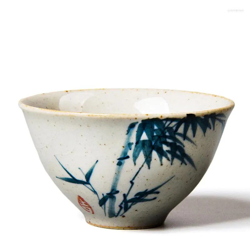 Kopjes schotels 4 -stijl /lot handgeschilderde Chinees schilderen bamboe wijnthee beker set teaware voor ceremonie pruim koffie mokken orchidee theekopje