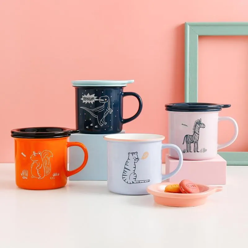 Tazze Tazza da ufficio in ceramica Amanti dei cartoni animati per animali Colazione Caffè con coperchi per regalo di amici Bicchieri riutilizzabili