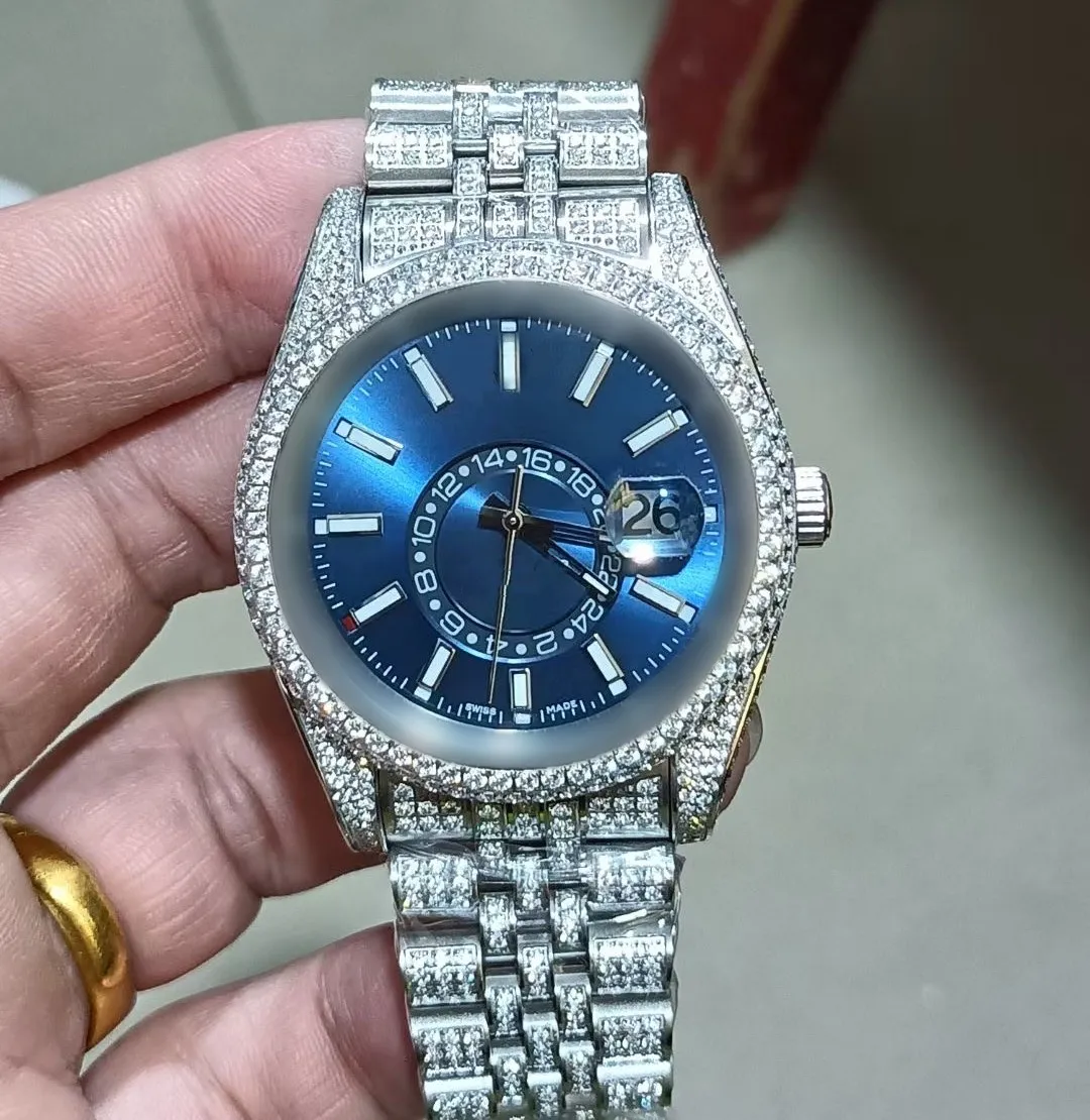 Diamantklocka Herr Automatiska mekaniska rörelseklockor 42mm rostfritt stål Män Life Vattentät Armband De Luxe Business Armbandsur