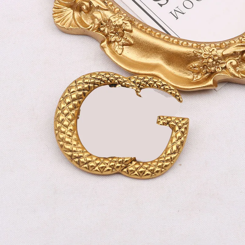 6style Fashion Brand Letter Designer Brooch High-Quality Pin Women Crystal Rhinestone Pins Wedding Party Metal Jewerlry Accessories