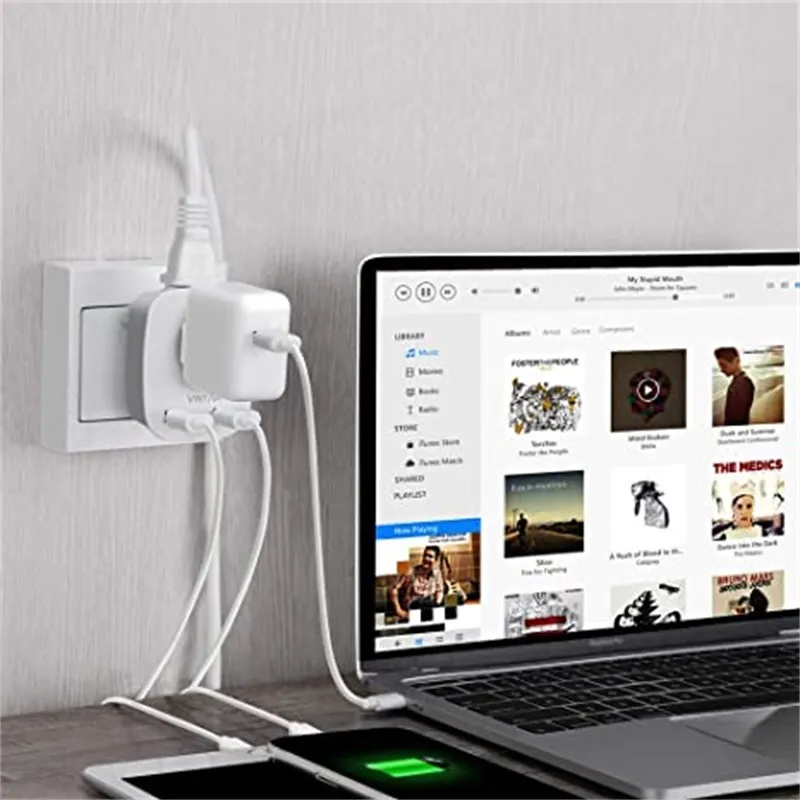 European Travel Plug -adapter Retro International Power Adapter med 2 USB -portar 2 amerikanska uttag - 4 i 1 resor