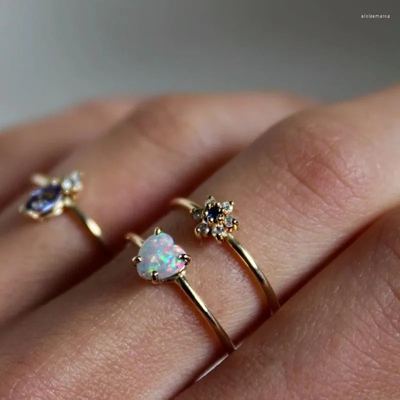 Pierścienie klastra proste pojedynczy kamienne pierścień w kształcie serca złoto kolor Women Walentynki Prezent dla kochanka minimalistyczna womencluster eloi22