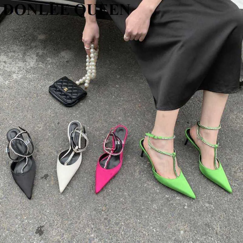 2023 Brand Women Sandals Luxury Crystal Slingback High Heels Pumpar Brudskor Bekväm pekad tå Party Dress Wedding Mules 230223