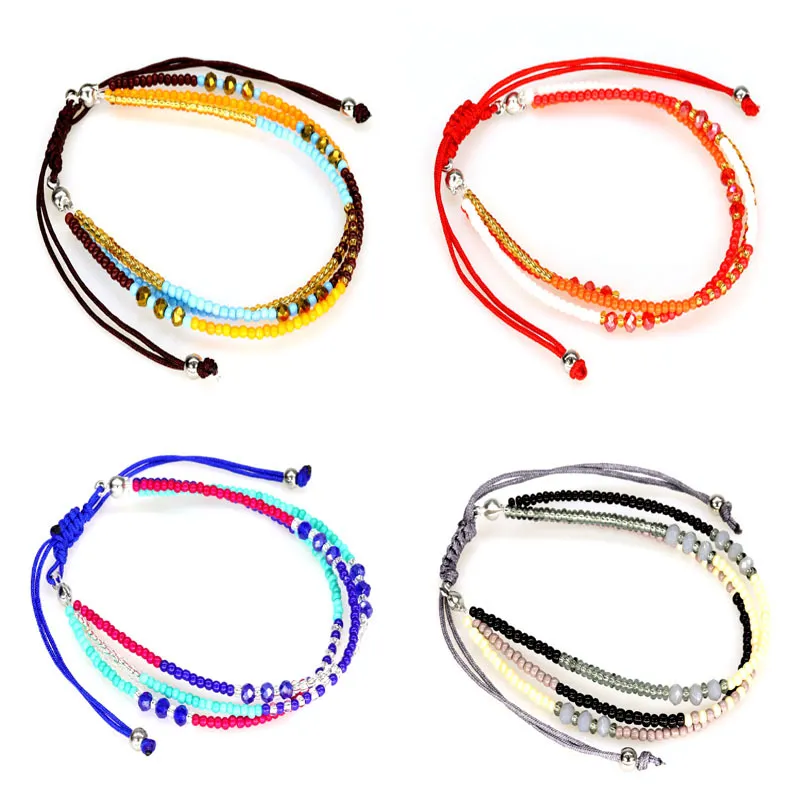 Braccialetto di perline colorate • Stile Boho • Braccialetto fatto a mano • Colori pastello • Elastico • Minimalista - Italia