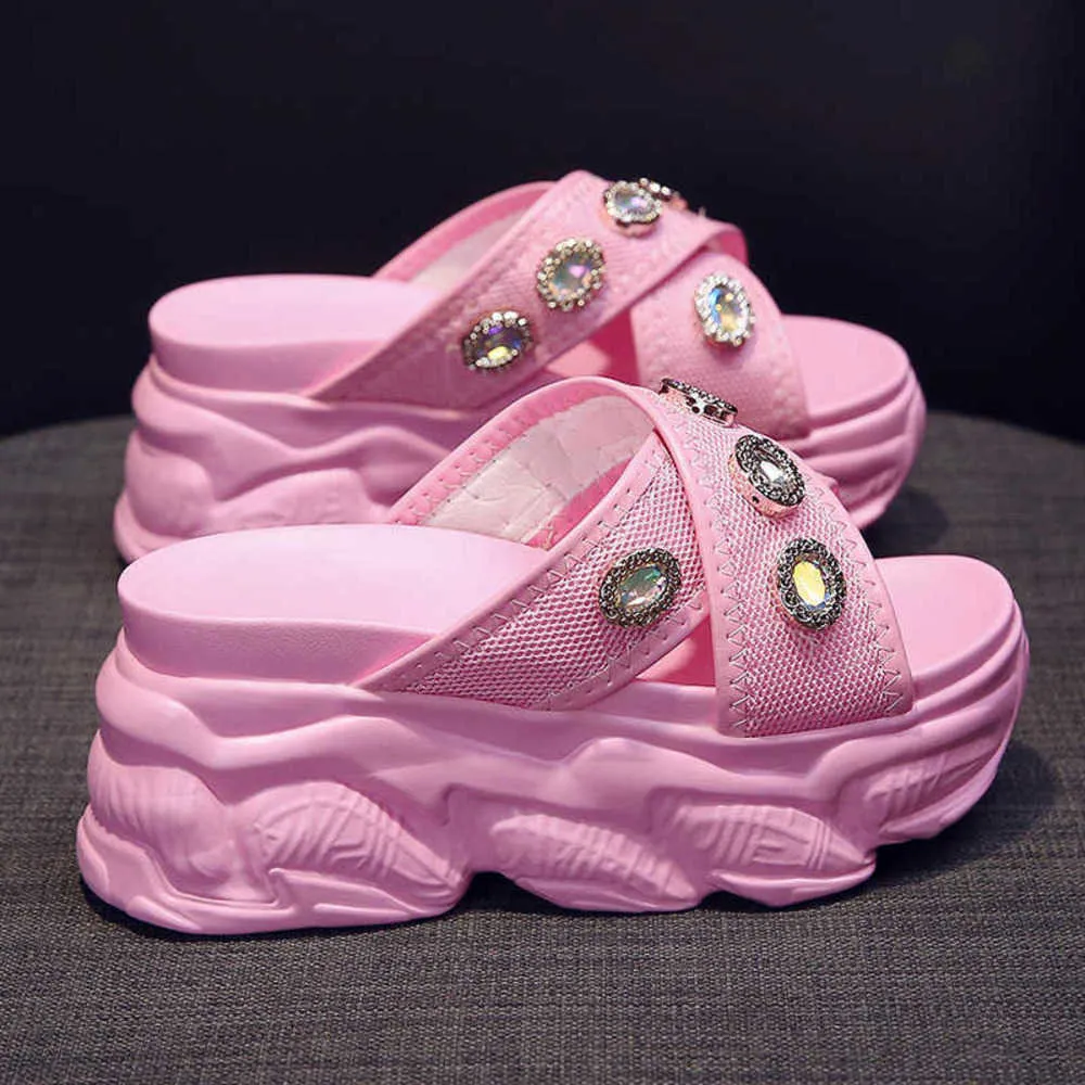 أحذية عالية الكعب سيدة النعال النعال غير الرسمية منصة شرائح الشرائح على إسفين جيلي Flip Flops الفاخرة 2023 Glitter Bonded Leat 230223