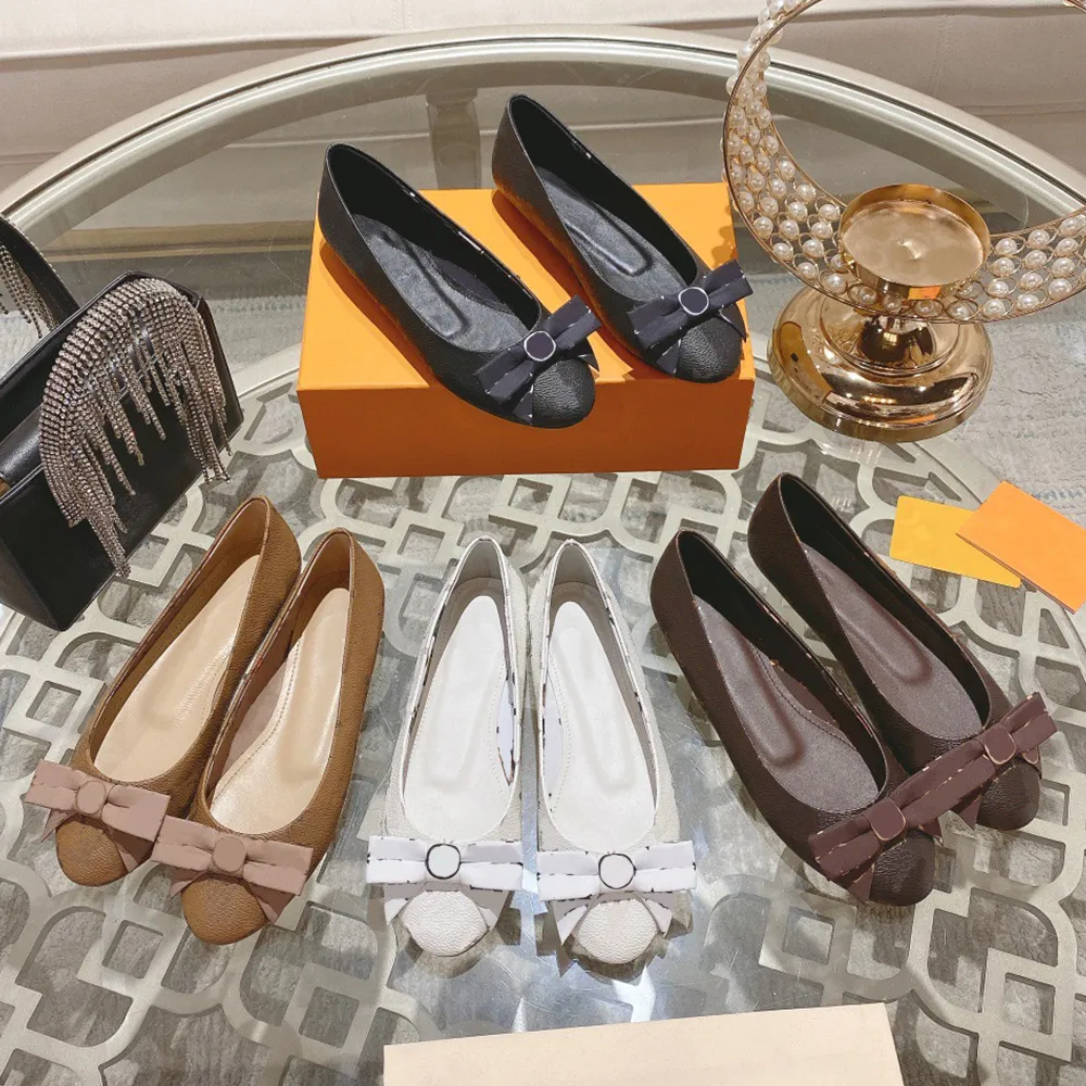 Popis Ballerine piatte Scarpe eleganti nere Scarpa singola dal famoso designer 2023 Nuova tomaia con punta tonda con logo esclusivo Papillon decorativo Fornisci uno stile rilassato 35 42