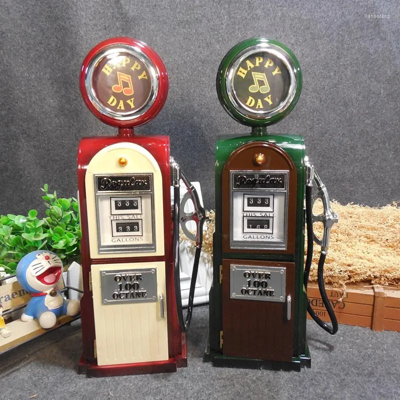 Decorative Figurines Gas Station Music Box Creative Vintage Melody Desktop Decoration For Bar Restaurant Home (Green/Red)