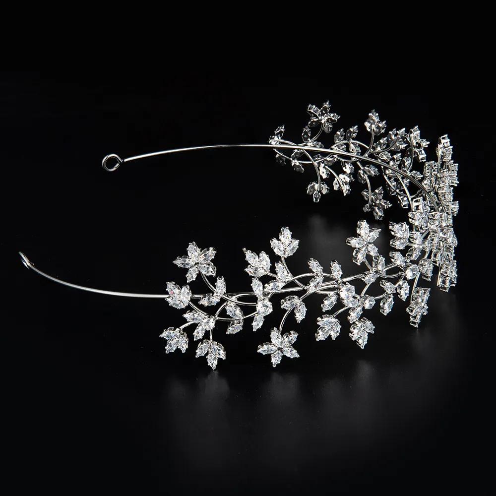 Boda Joyería para el cabello Moda Novia Banda para el cabello Flores Boda Tiaras Zircon Mujeres Accesorios para el cabello Joyas Tocado Suave Lujo Barrettes Hairband 230323