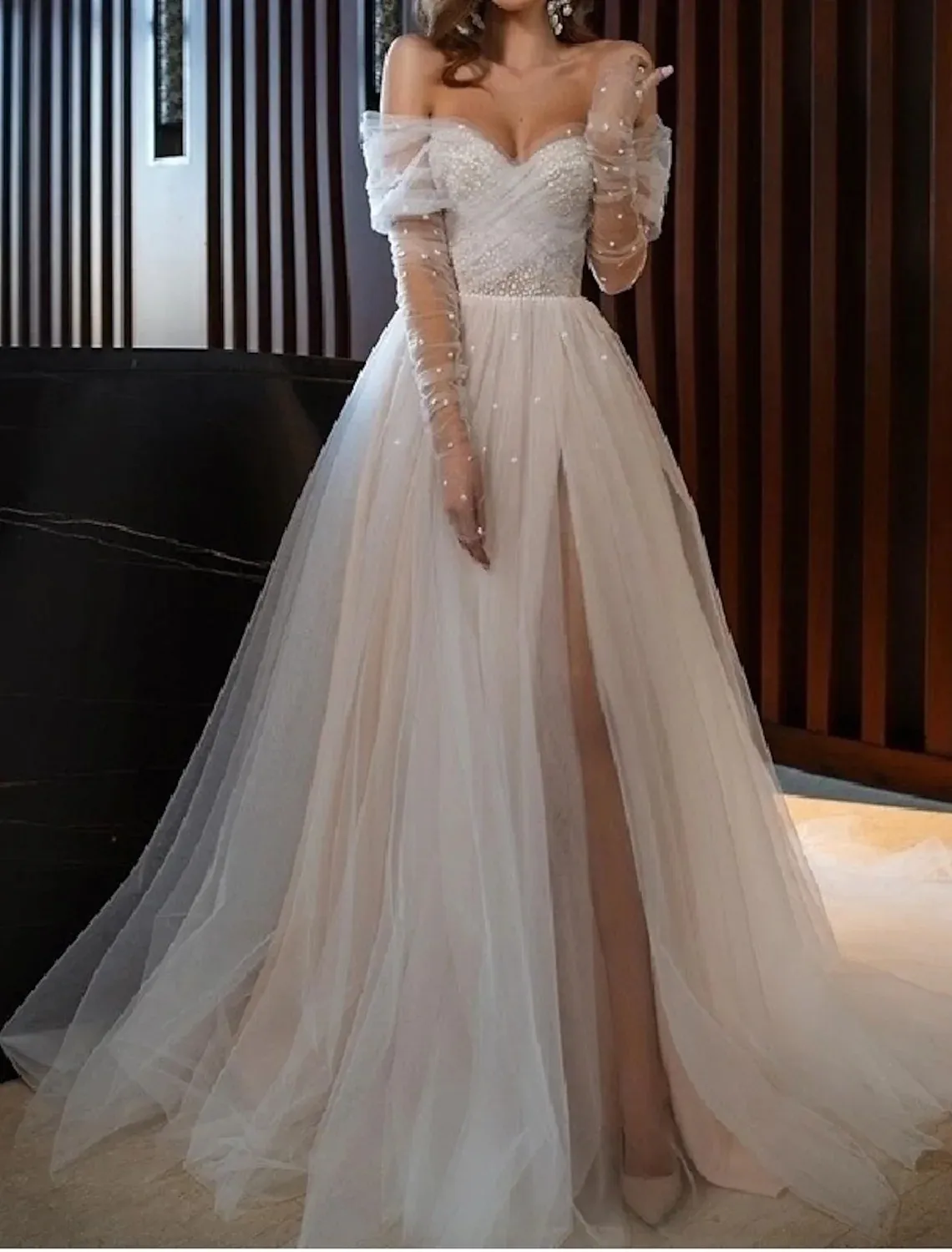 dhgate boho wedding dress White Dhgate Bohemian Wedding Dress V Neck White Lace Bell Sleeve Dress Best Bell Sleeve Wedding Gown