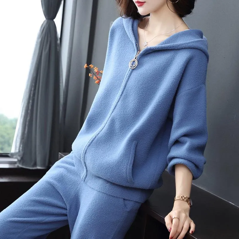 Tvådelt klänning Wool Cashmere Women Set Tracksuit Hoodies Top Harlen Pants Elegant Casual Solid Ladies Track Suits stickade byxor Kvinna