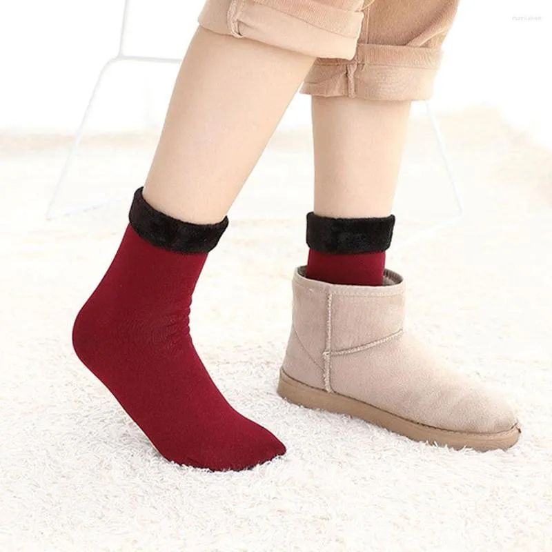 Women Socks 2023 Winter Wart Warm There Snow Wool Cashmere Mid Length Hermal Velvet Fleece لطيف لفتاة أحذية النوم الهدية