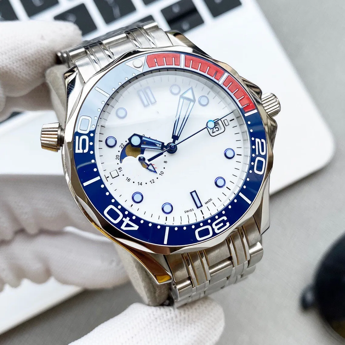 Herenhorloges 42 mm Automatisch 8217 Bewegingswacht Lumineuze Saffier Waterdichte Sports Zelfwind Fashion Polshipes Montre de Luxe Watch