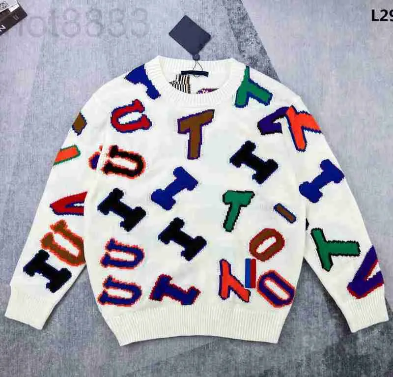 Męskie Sweters Designer Nowy AOP Jacquard List Knitted Sweter w jesieni / zima maszyna do pozyskiwania krzyty E Niestandardowe jnlarged detale załoga bawełna i79s