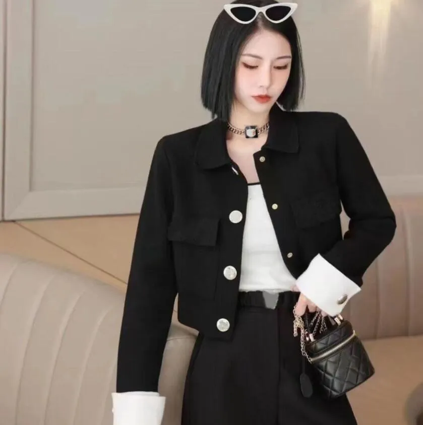 ファッション女性ジャケットクラシックデザイナーブラックホワイトラグジュアリーレターショートアウターショートコートサイズS-XL