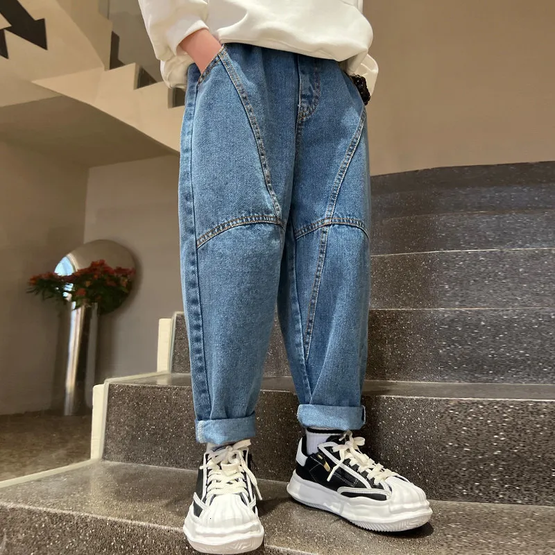 Jeans Pencil Jeans for Kids Boys Denim Trousers Children School Casual katoen Solid Color Dessen Lente Koreaanse tiener broek 230324