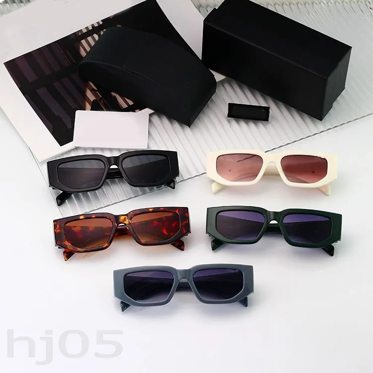 Luxury Retro Style Sport Triangle Sunglasses For Women And Men With Thick  Frame And Triangle Polarized Design Modern PJ067 B23 From Hj05, $11.61