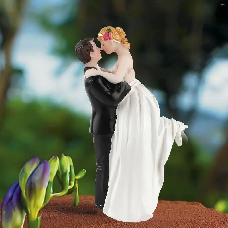 お祝いの供給バレンタインギフトウェディング樹脂ケーキトッパーファッション人形花嫁と花groomの置物装飾装飾
