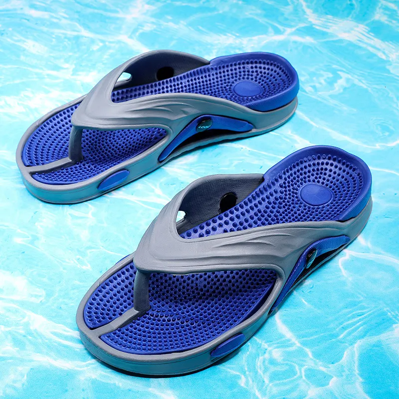 Tofflor Summer Men's Flip-Flops Massage Granule Men tofflor Bekväma strandsandaler män casual skor hus flip flops badrumskor 230324