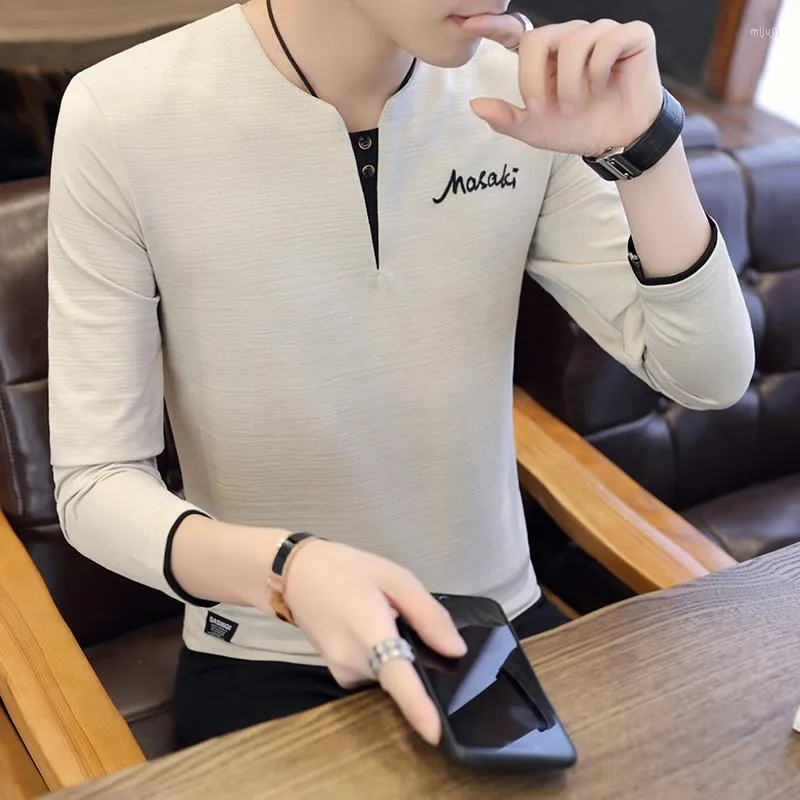 Magliette da uomo 2023 T-shirt a maniche lunghe primaverili e autunnali Tendenza coreana che supporta l'usura di piccoli vestiti