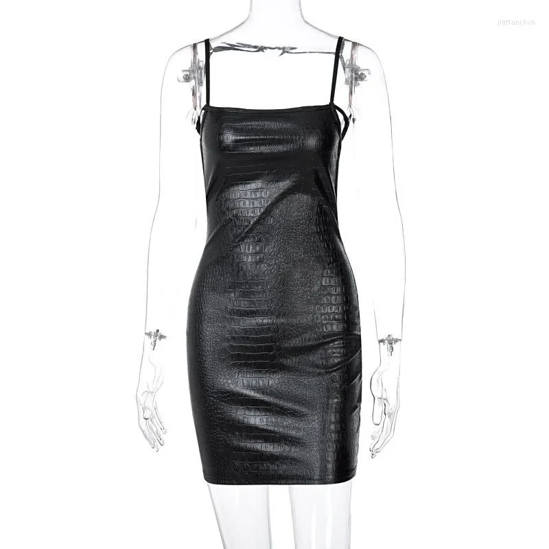 Casual Dresses #4617 Backless Faux Leather Dress Slash Neck Sexig blyertsfest ärmlös PU Spaghetti Strap Mini Tight