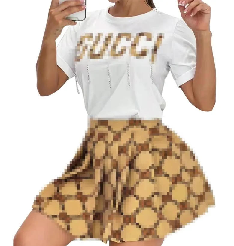 Women s Casual Short Sleeve Letter Print Two Piece Skirt Set with Spandex Material