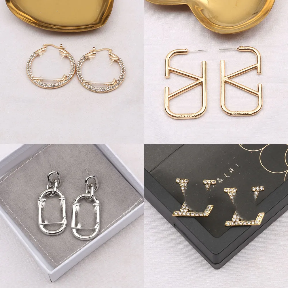 23ss 20estilo Mixed Simple Designer Letras V Stud Hoop Banhado a Ouro 18K Círculo de Prata 925 Feminino Brinco Pérola de Cristal Jóias para Festa de Casamento