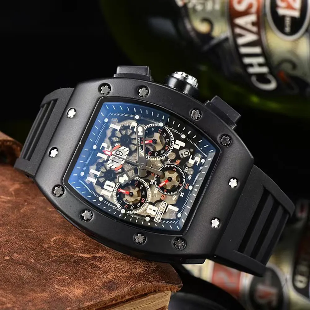 Men's watch New watch Full function 6-pin adjustable calendar Fashion sports trend watches Business quartz women's watch des