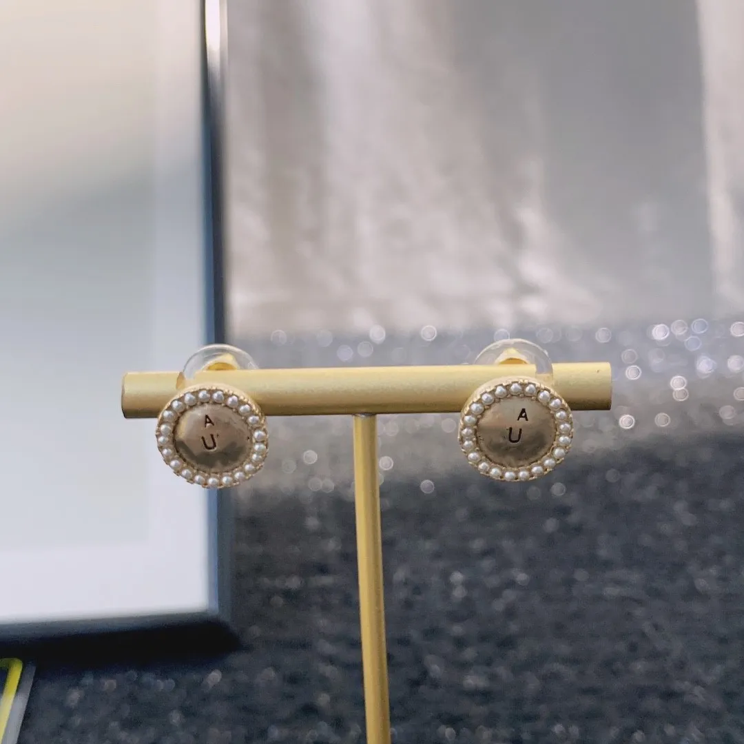 Projektanci Kolczyki marki Projektant Let Ear Stud Women Channel Crystal Pearl Geometryczne kolczyki na przyjęcie weselne Akcesoria MXE1F