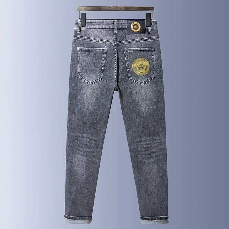 Herren-Jeans-Designer, europäische High-End-Jeans aus grauem Denim für Frühling und Sommer, lässige Stretch-Slim-Fit-Cropped-Männer 2LRU GYI4