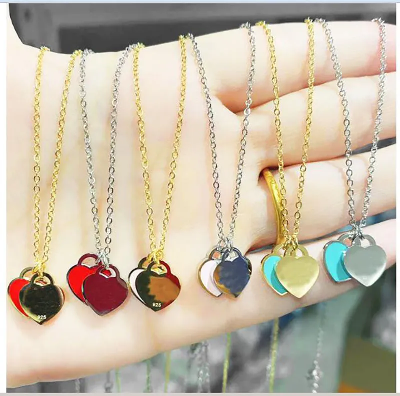 Marque Design Amour Coeur Pendentifs Colliers Titane Acier Inoxydable Dainty Clavicule Collier Bijoux Cadeaux pour Anniversaire Anniversaire Mère Colliers pour Wif