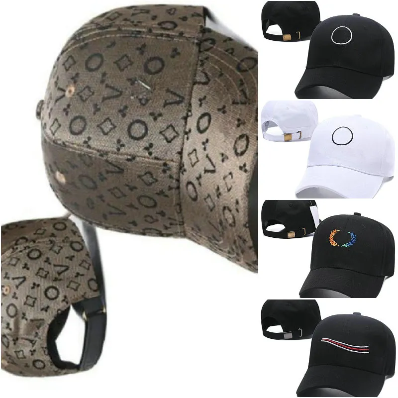 Letter Embroidery v Italy Baseball Cap Luxe Mode Men Women Travel gebogen Brim Brand Snapback Sunshade Designer Fit Hat Ball Caps Street Casquette A32