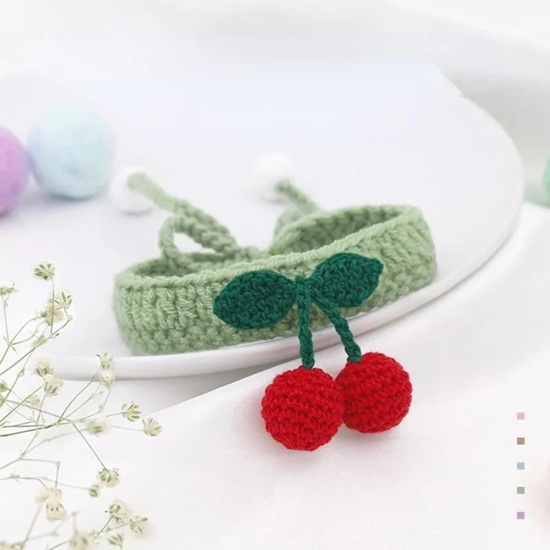 Cat Collars & Leads Woolen Cherry Knitted Collar For Cats Dogs Pet Necklace Cute Manual Kitty Scarf Christmas Accessories