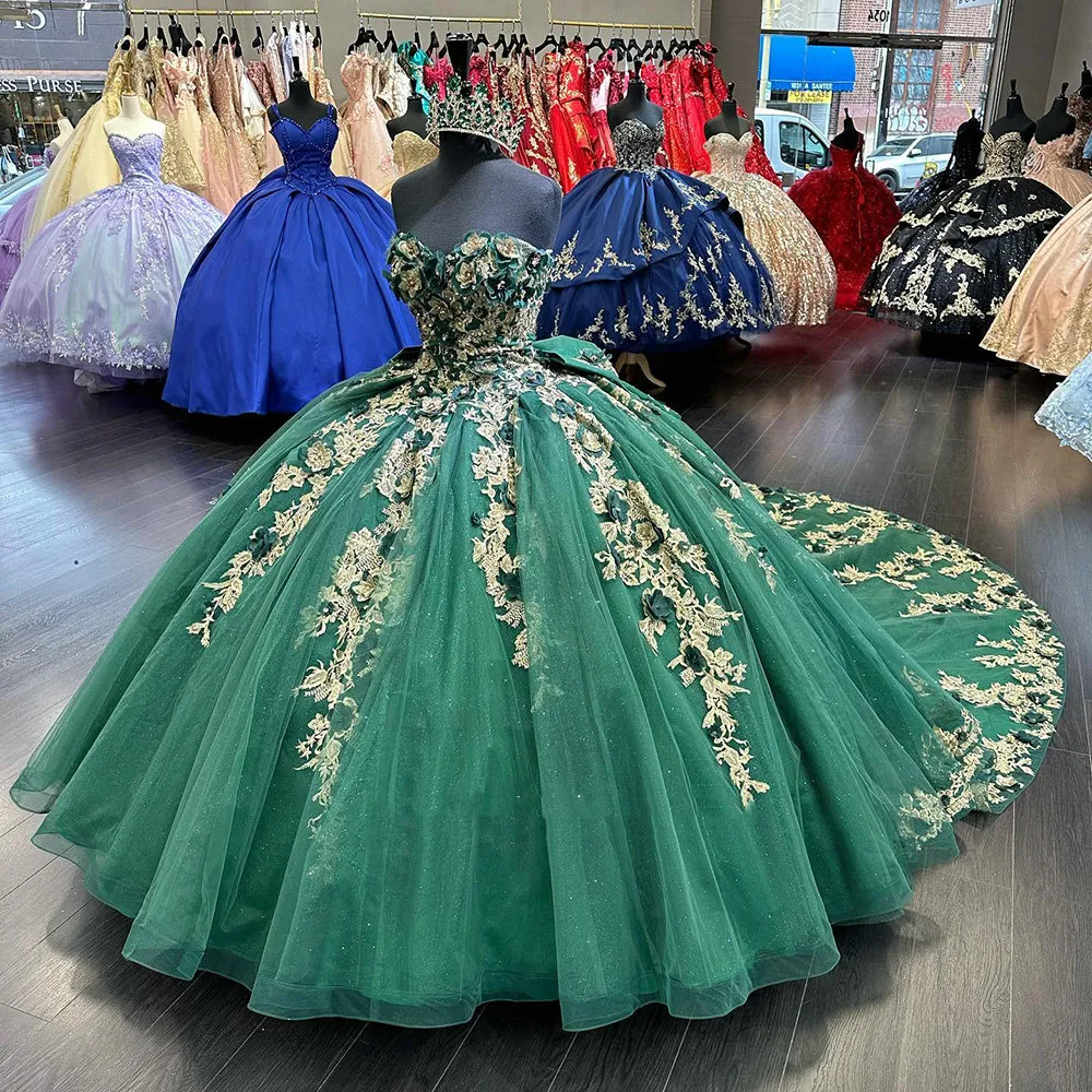 Emerald Green Tulle Quinceanera Dresses Long Train Bow Back Lace-up Ball Gown Sweetheart 3D Flowers Gold Appliques Corset Sweet 15 Party Prom Vestidos De XV Anos
